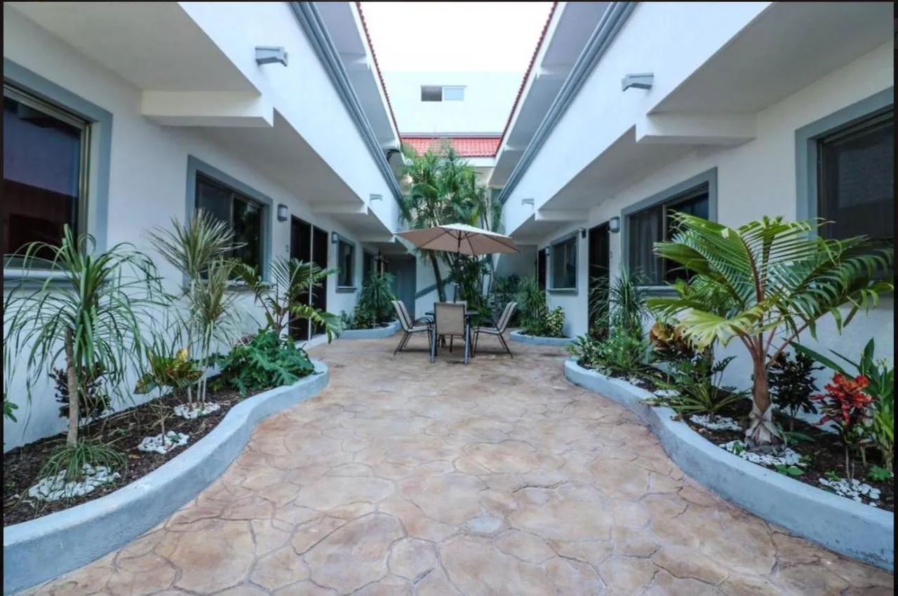 بلايا ديل كارمن Mayan Caribe Apart-Hotel المكسيك